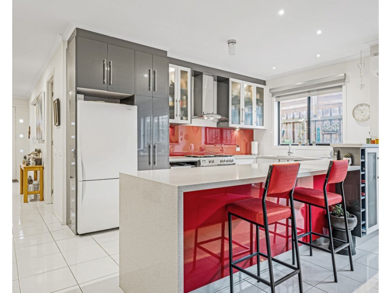 4 Amanda Close, Cowes VIC 3922