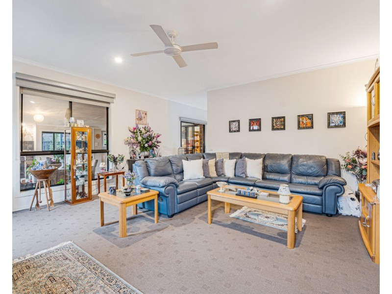 4 Amanda Close, Cowes VIC 3922