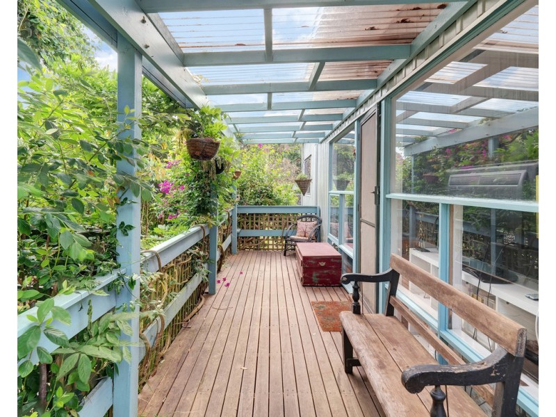 111 Red Rocks Road, Cowes VIC 3922