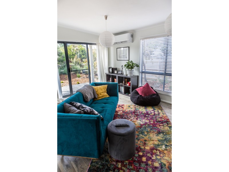 10 Sunderland Bay Road, Sunderland Bay VIC 3922