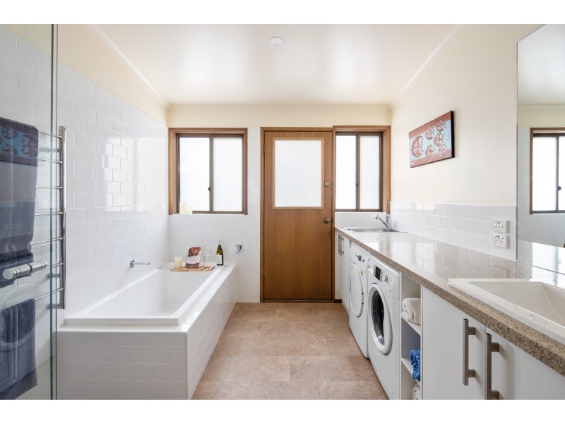 1/6 Carisbrooke Court, Cowes VIC 3922