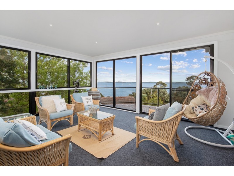 42 Beach Road, Rhyll VIC 3923