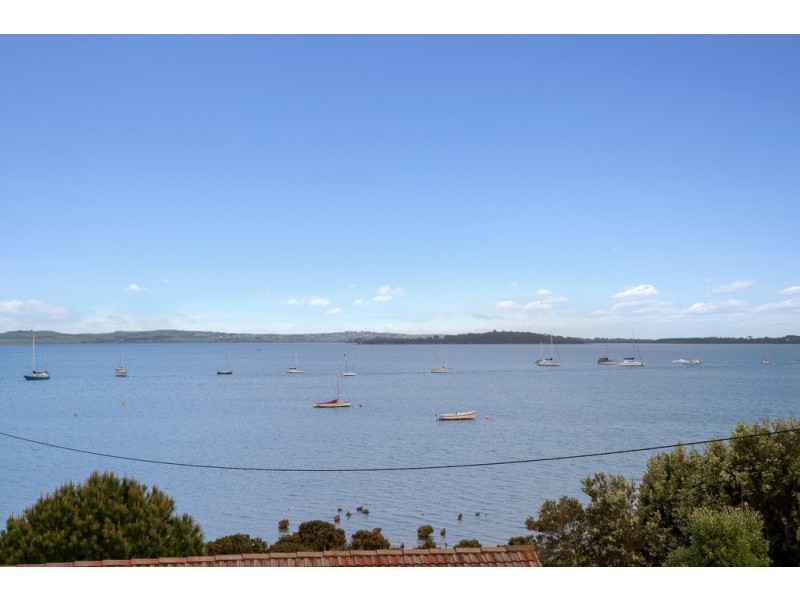 42 Beach Road, Rhyll VIC 3923
