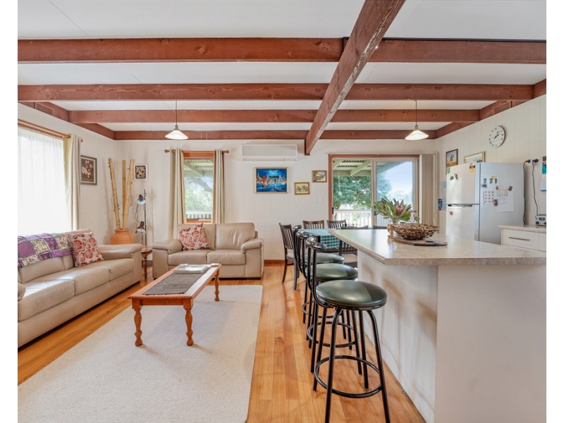 15 Island Crescent, Cowes VIC 3922