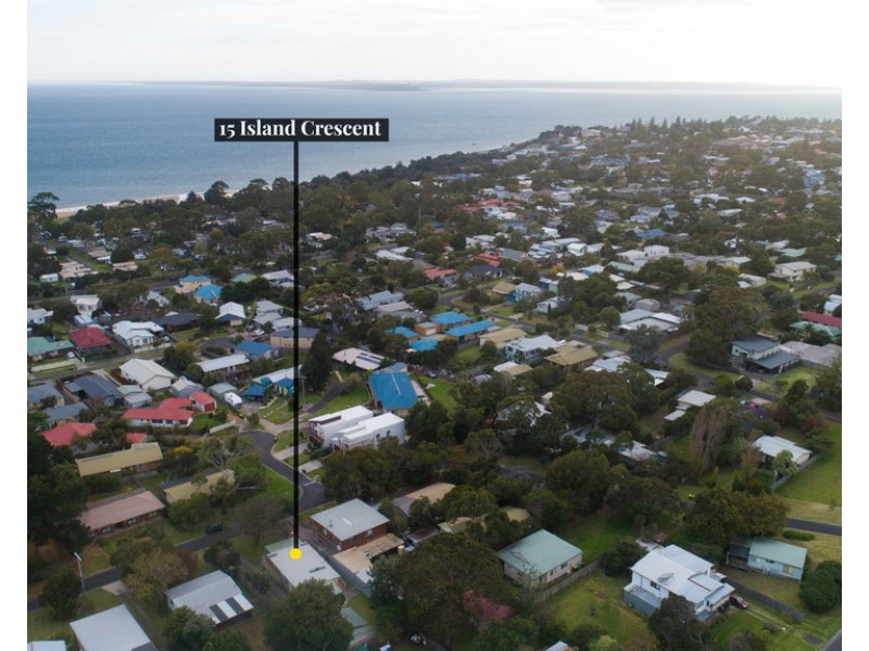 15 Island Crescent, Cowes VIC 3922