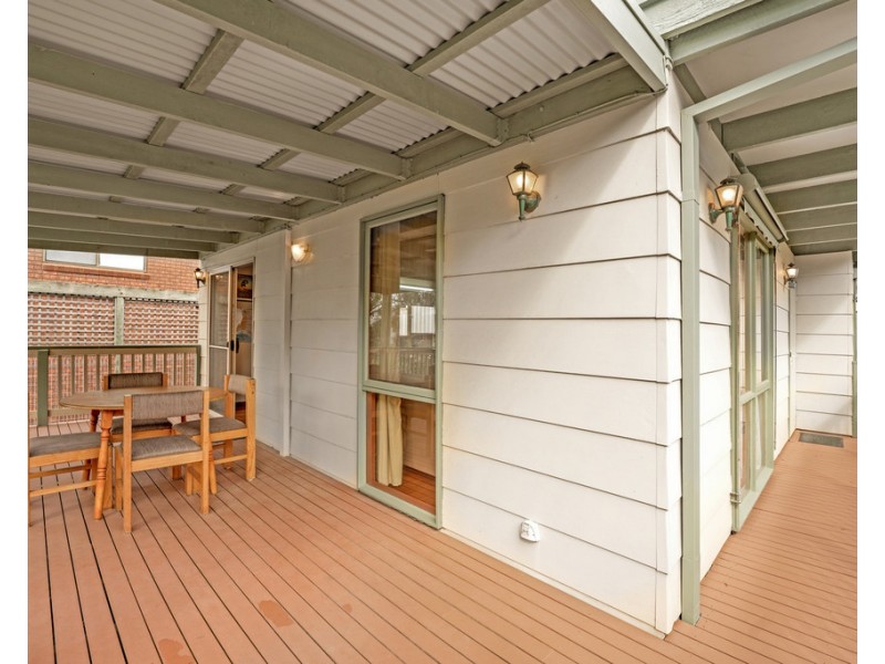 15 Island Crescent, Cowes VIC 3922