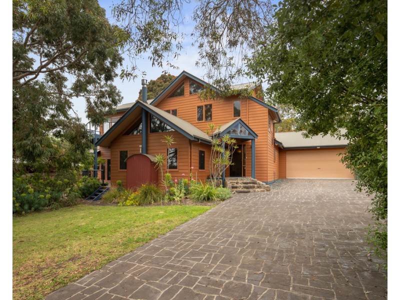 6 Chillingworth Road, Cowes VIC 3922