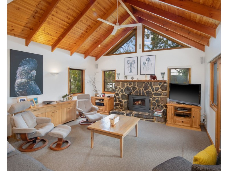 6 Chillingworth Road, Cowes VIC 3922