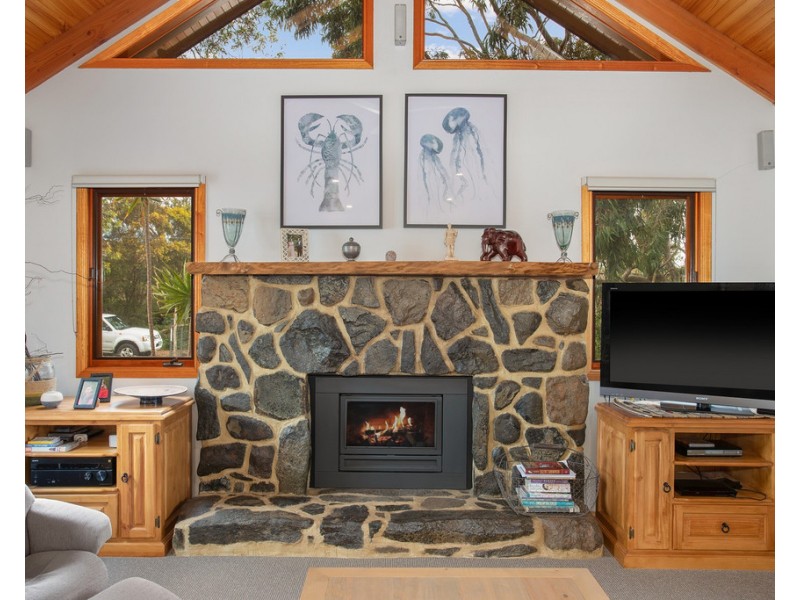 6 Chillingworth Road, Cowes VIC 3922