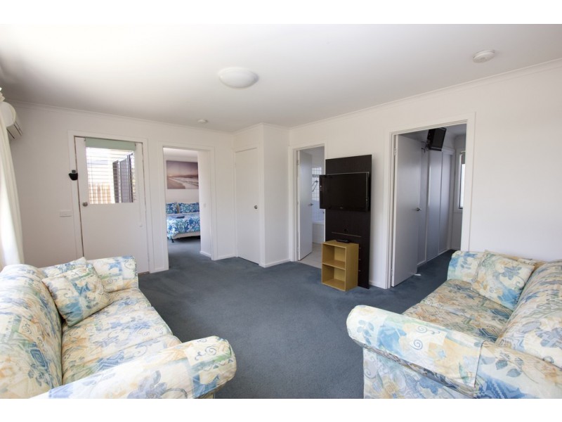 4/26 Douglas Road, Cowes VIC 3922