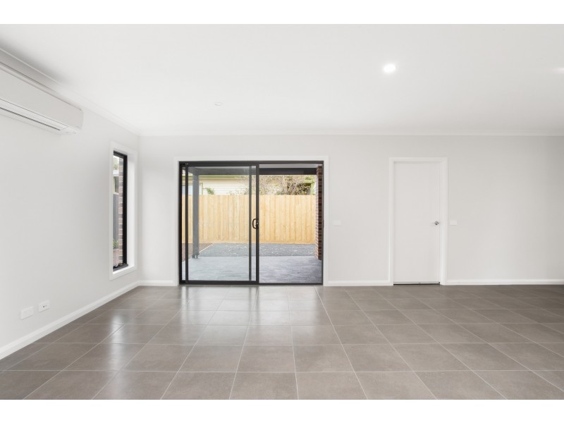 1A Alexander Avenue, Cowes VIC 3922