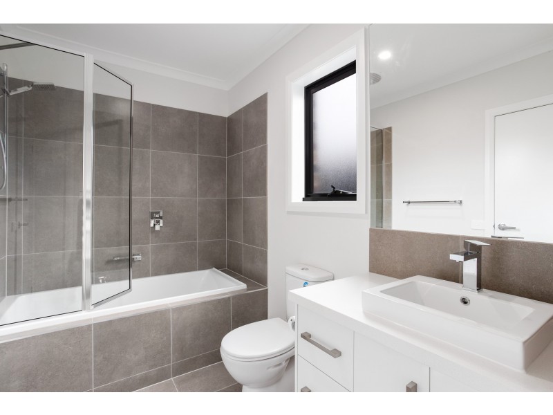 1A Alexander Avenue, Cowes VIC 3922