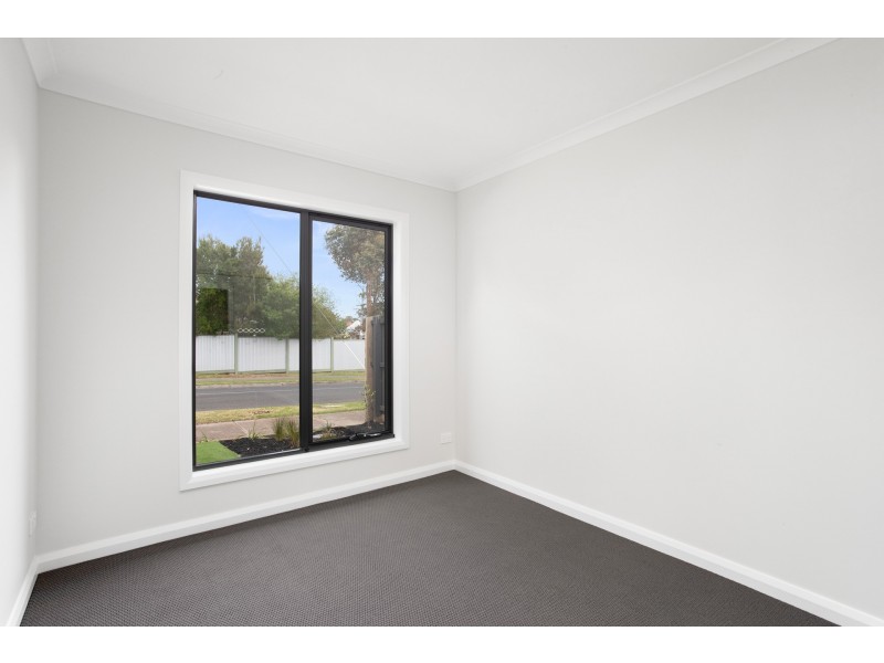 1A Alexander Avenue, Cowes VIC 3922