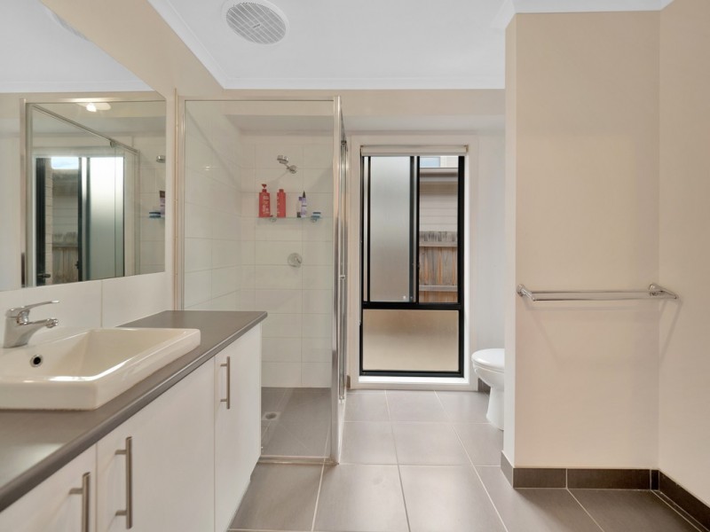 39 Settlement Road, Cowes VIC 3922