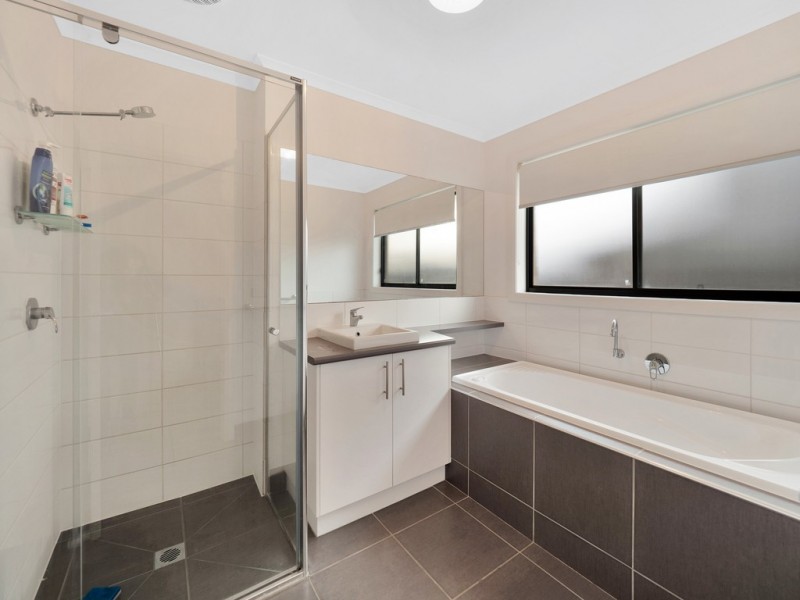 39 Settlement Road, Cowes VIC 3922