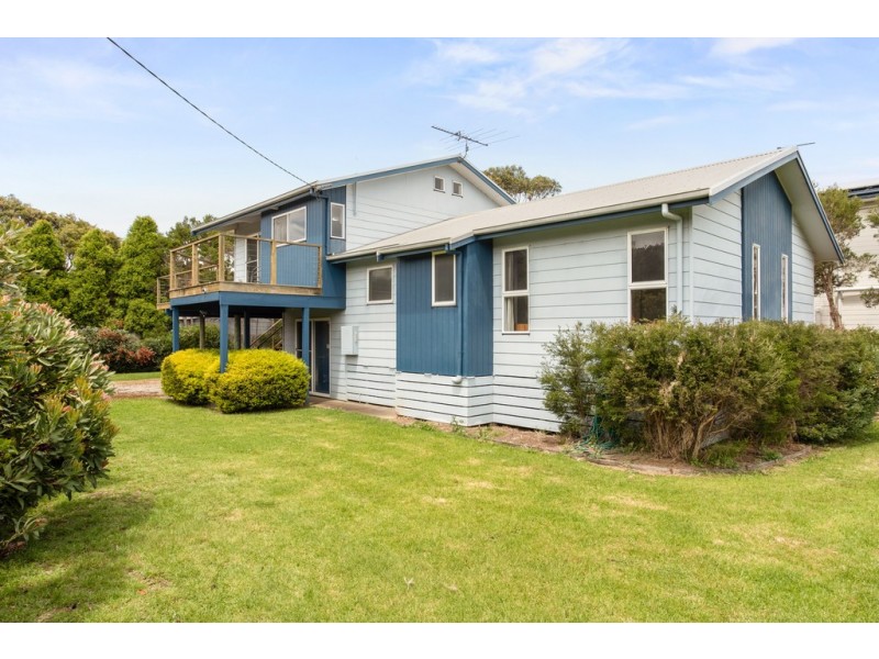 1 Barramundi Avenue, Smiths Beach VIC 3922