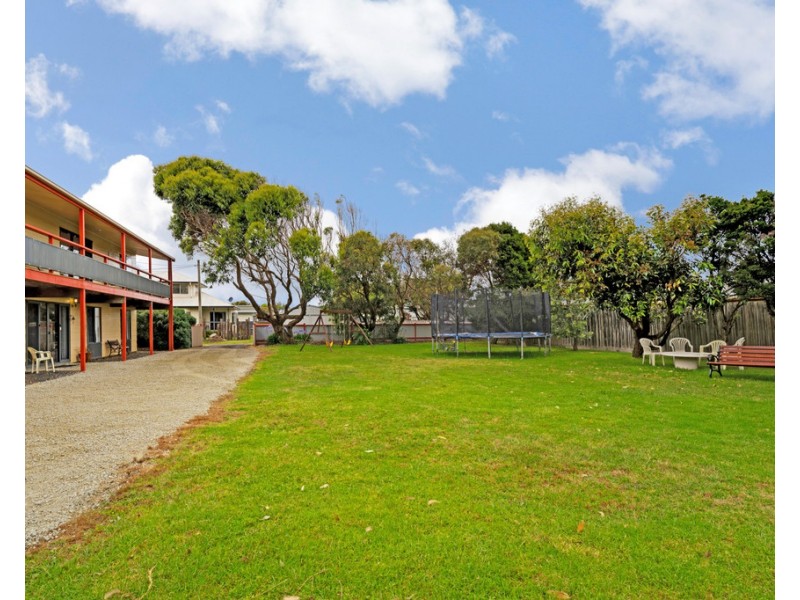 4-6 Foam Street, Sunderland Bay VIC 3922