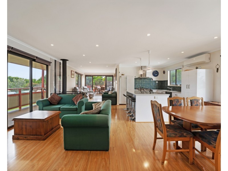 4-6 Foam Street, Sunderland Bay VIC 3922