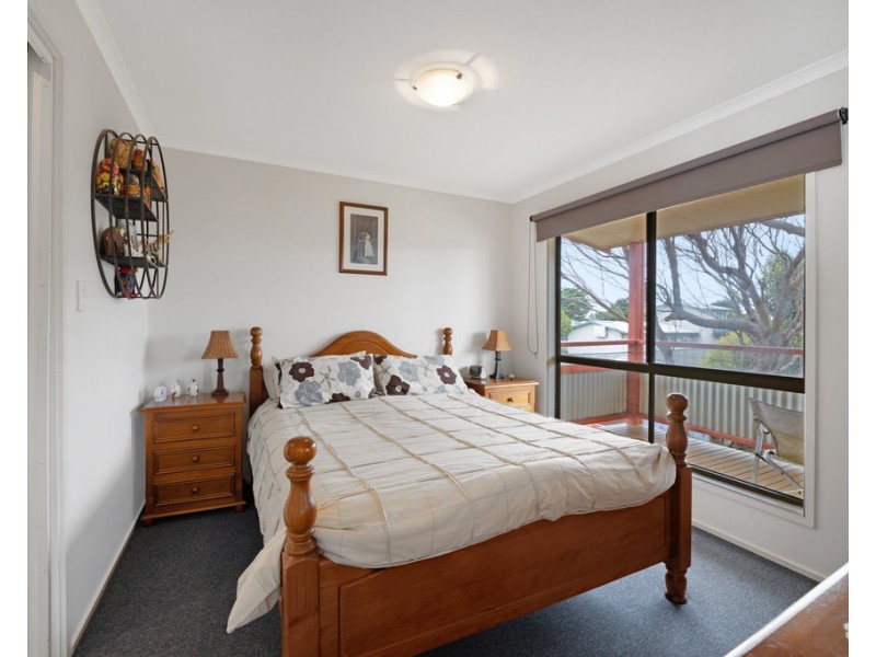 4-6 Foam Street, Sunderland Bay VIC 3922