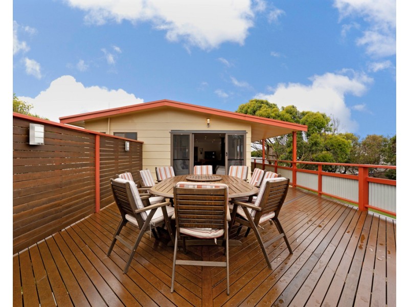 4-6 Foam Street, Sunderland Bay VIC 3922