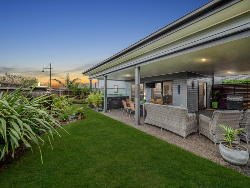 2 Seagrass Avenue, Cowes VIC 3922