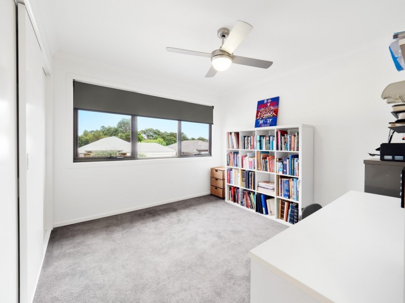 2 Seagrass Avenue, Cowes VIC 3922