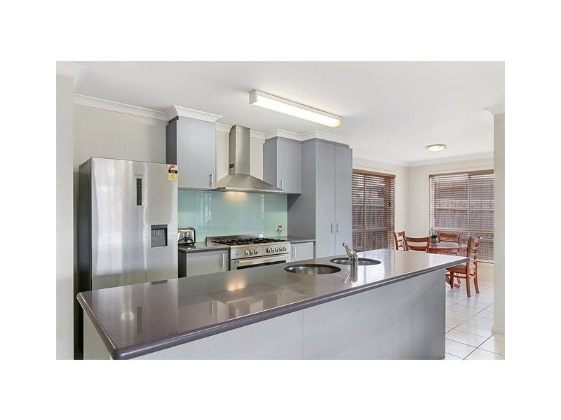 10 Hakea Court, Cowes VIC 3922