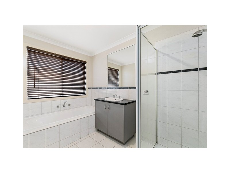 10 Hakea Court, Cowes VIC 3922