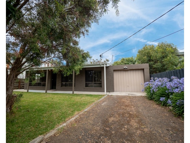 8 Goldensands Road, Cape Woolamai VIC 3925