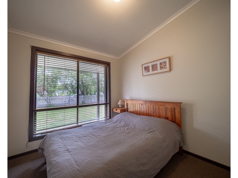 8 Goldensands Road, Cape Woolamai VIC 3925
