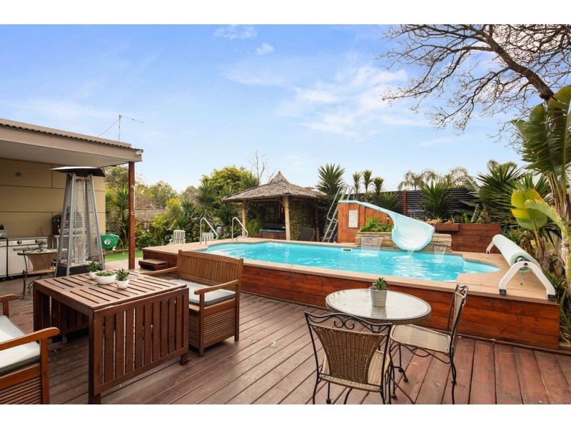 302 Settlement Road, Cowes VIC 3922