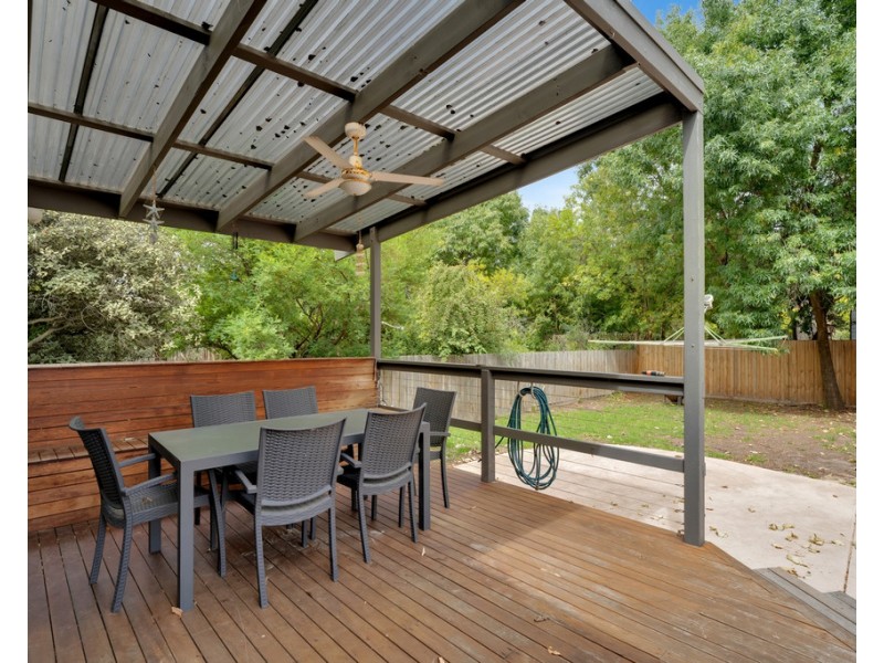 16 McKenzie Road, Cowes VIC 3922