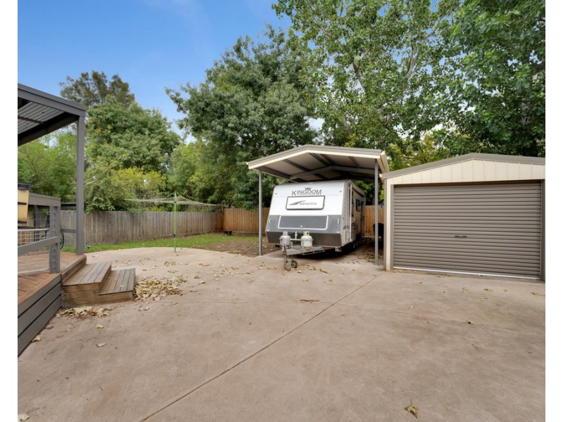16 McKenzie Road, Cowes VIC 3922