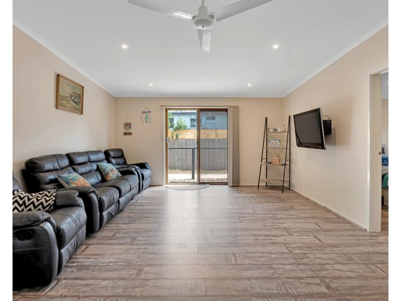 16 McKenzie Road, Cowes VIC 3922