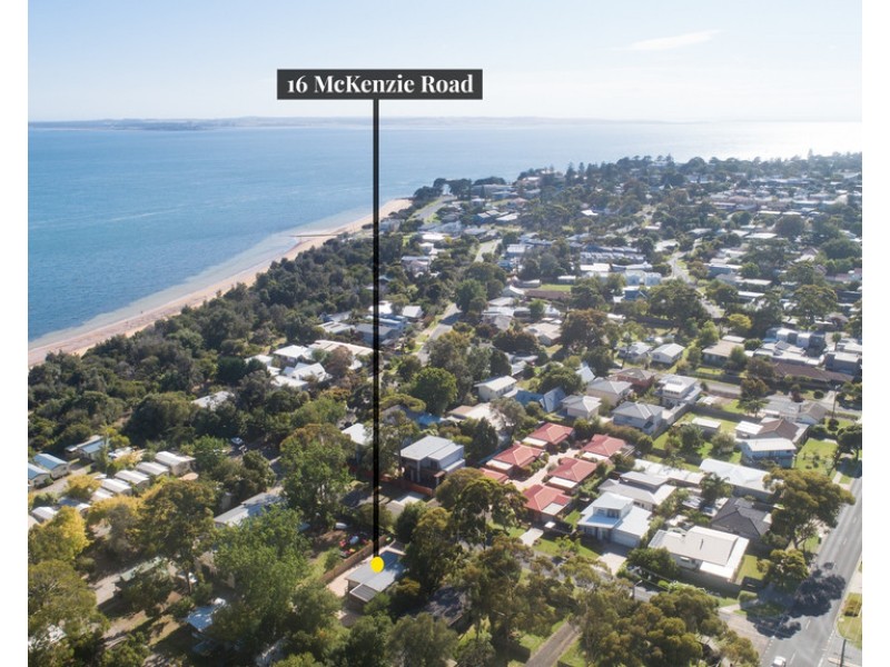 16 McKenzie Road, Cowes VIC 3922