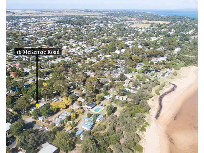 16 McKenzie Road, Cowes VIC 3922