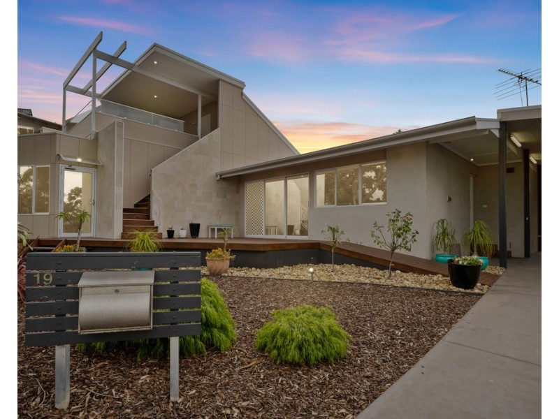 19 McRae Avenue, Cowes VIC 3922