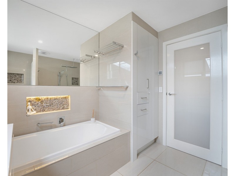 19 McRae Avenue, Cowes VIC 3922