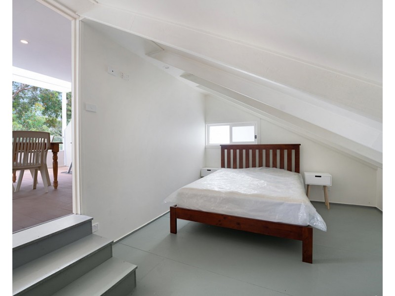 19 McRae Avenue, Cowes VIC 3922