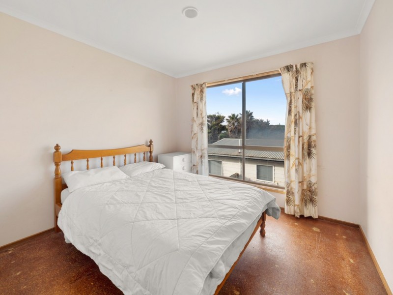 27 Foam Street, Sunderland Bay VIC 3922