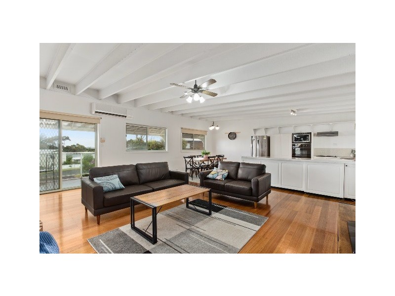 28 Sunset Drive, Sunset Strip VIC 3922