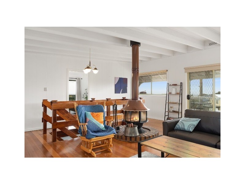 28 Sunset Drive, Sunset Strip VIC 3922