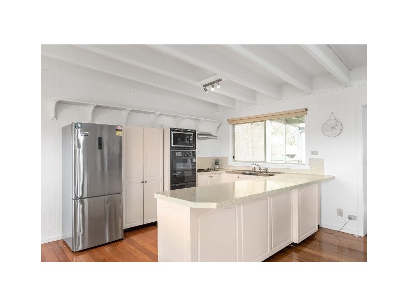 28 Sunset Drive, Sunset Strip VIC 3922