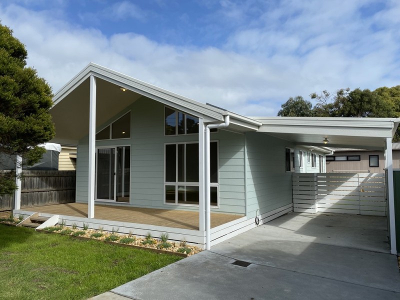 8 James Street, Cowes VIC 3922