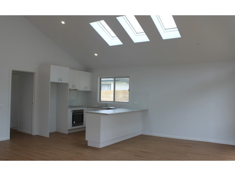 8 James Street, Cowes VIC 3922