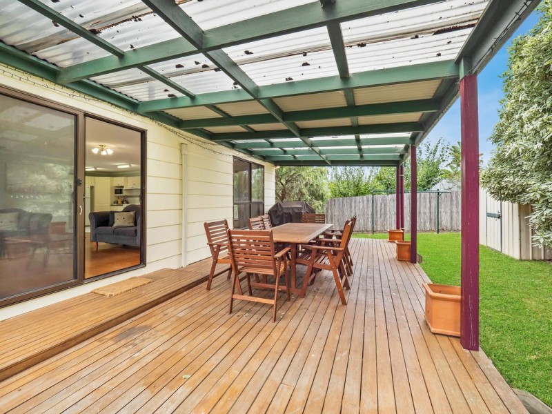 15 Boonderabbi Way, Cowes VIC 3922
