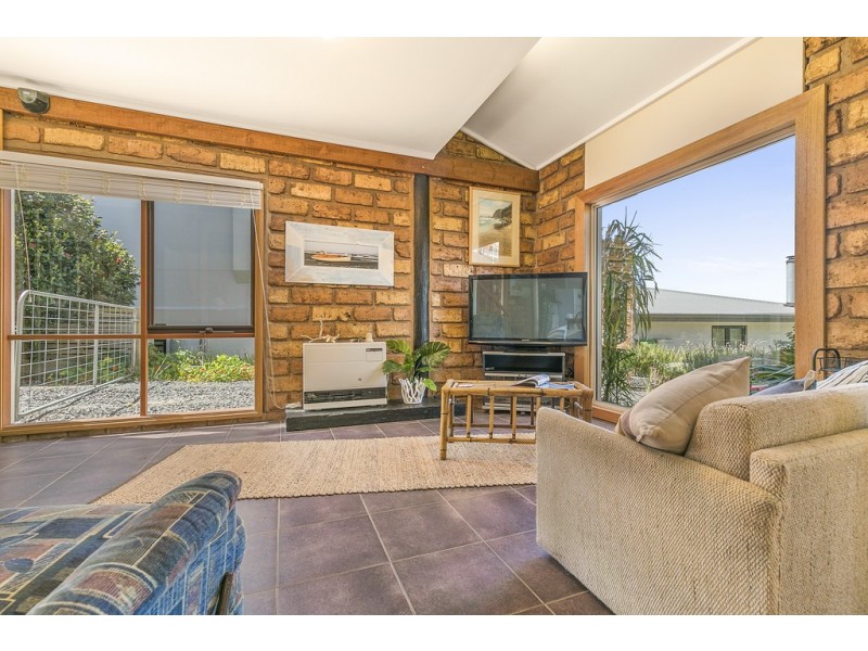 43 Beach  Road, Rhyll VIC 3923