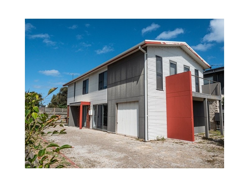 53 Sunderland Bay Road, Surf Beach VIC 3922