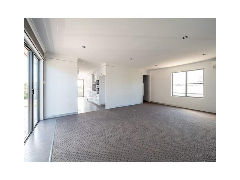 53 Sunderland Bay Road, Surf Beach VIC 3922