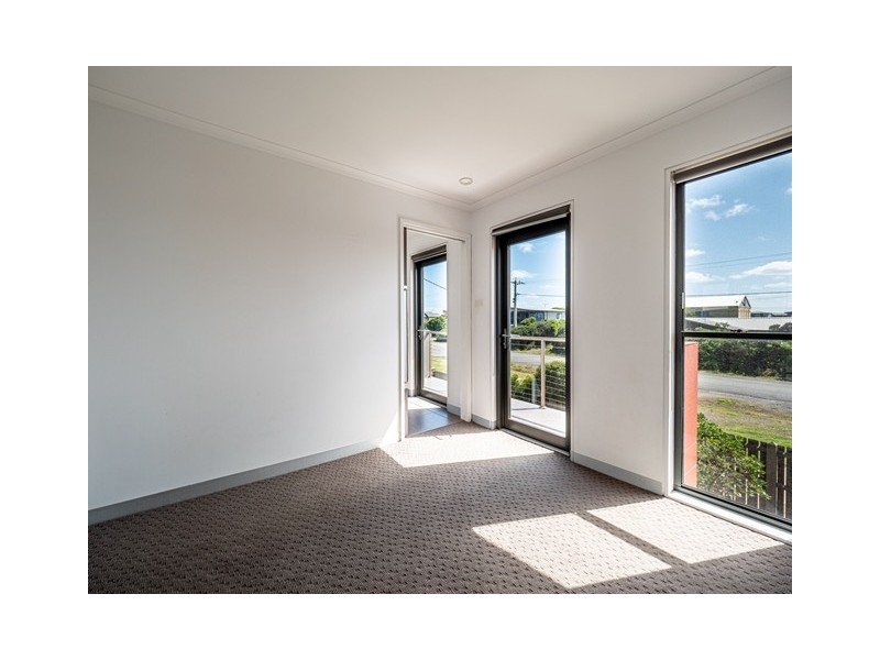 53 Sunderland Bay Road, Surf Beach VIC 3922